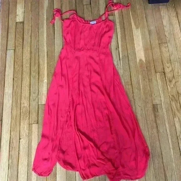 Kendall & Kylie Size 8 Red Dress - Picture 1 of 3